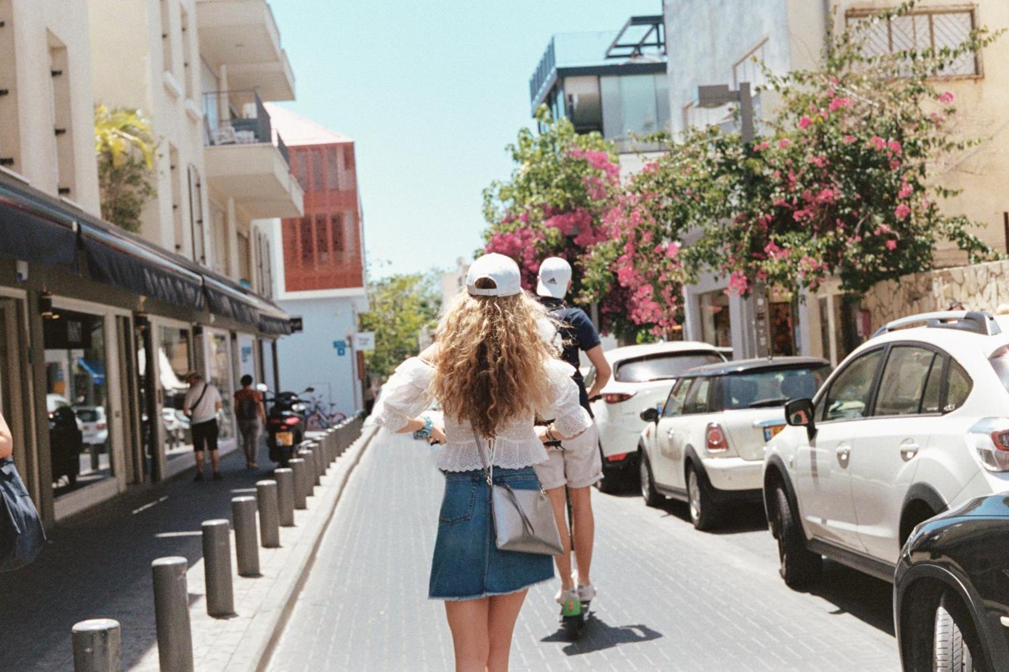 Wom Beach Pod Hotel - A Member Of Brown Hotels Tel Aviv Exteriör bild