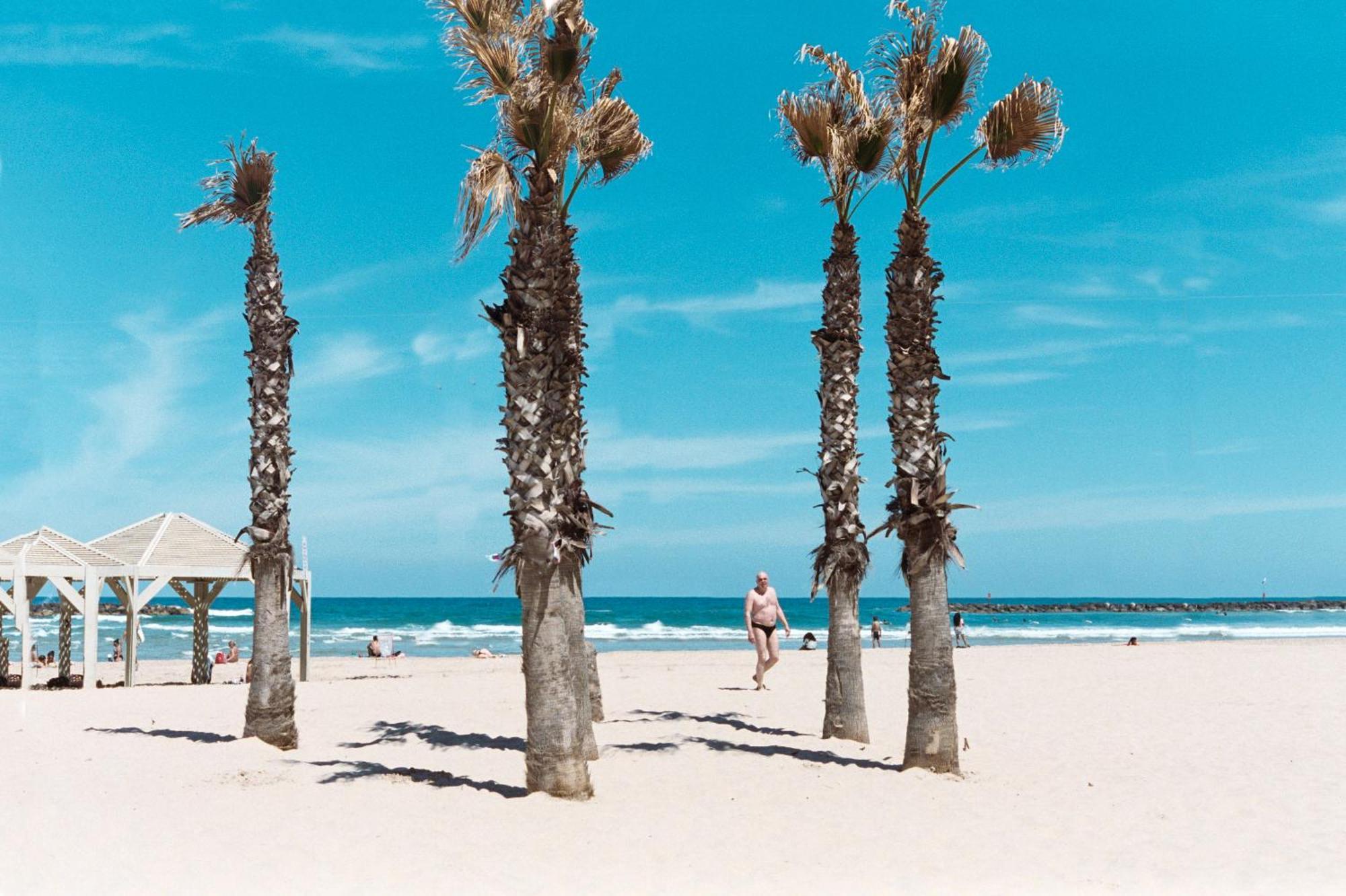 Wom Beach Pod Hotel - A Member Of Brown Hotels Tel Aviv Exteriör bild