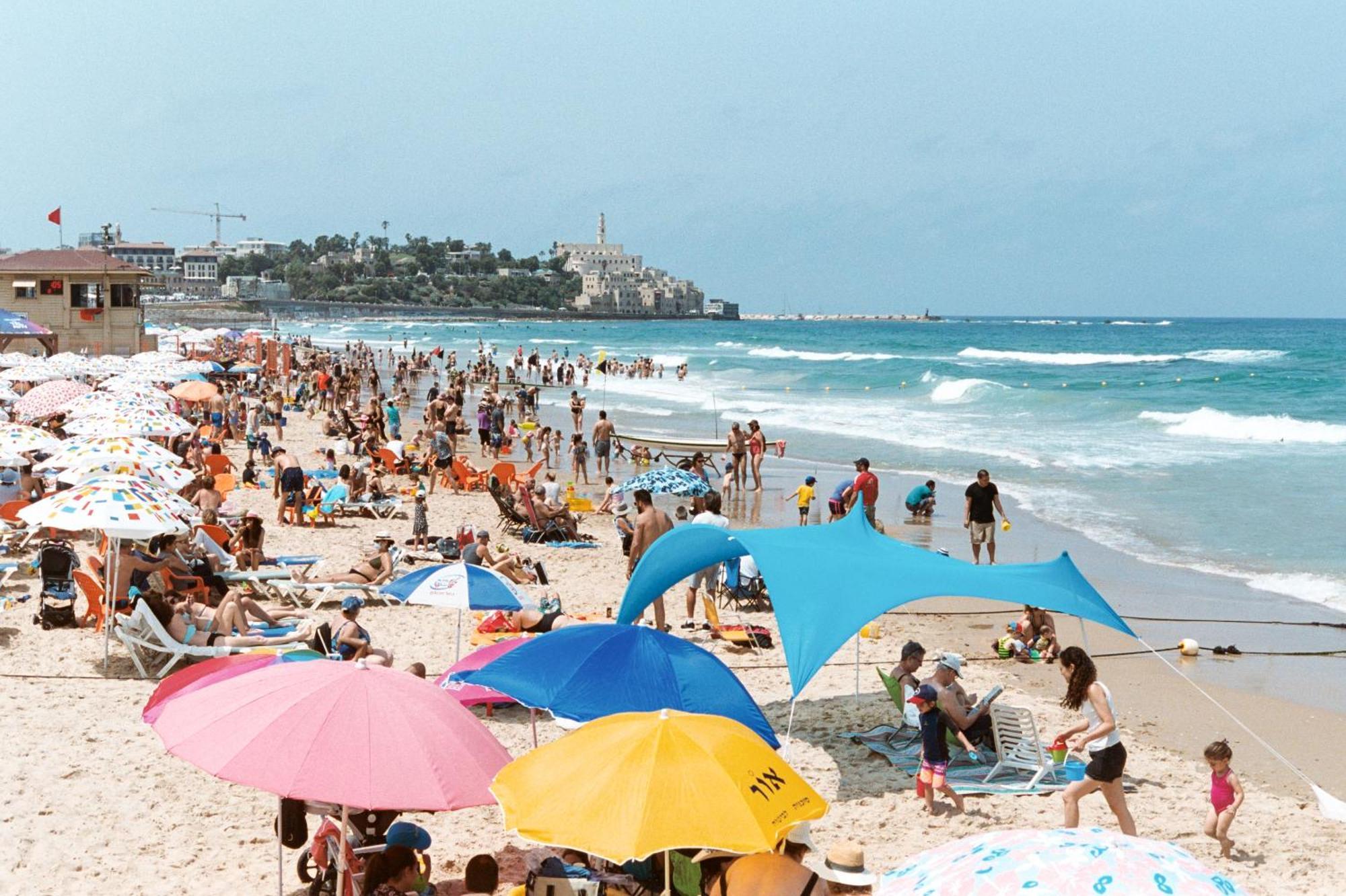 Wom Beach Pod Hotel - A Member Of Brown Hotels Tel Aviv Exteriör bild